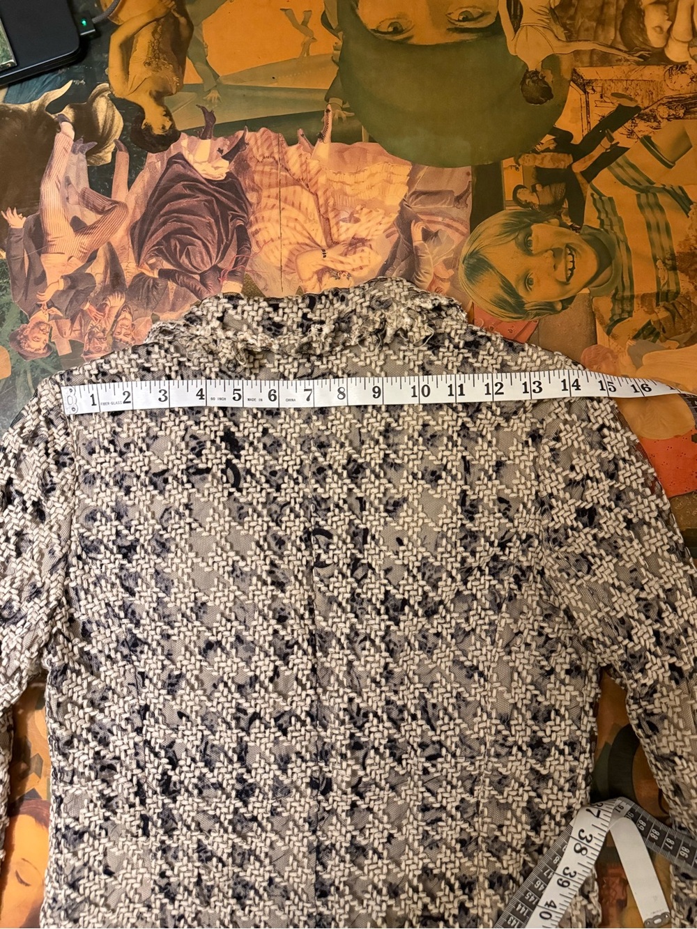 CHANEL Vintage Black & Beige Tweed Bouclé Jacket - Picture 8 of 15